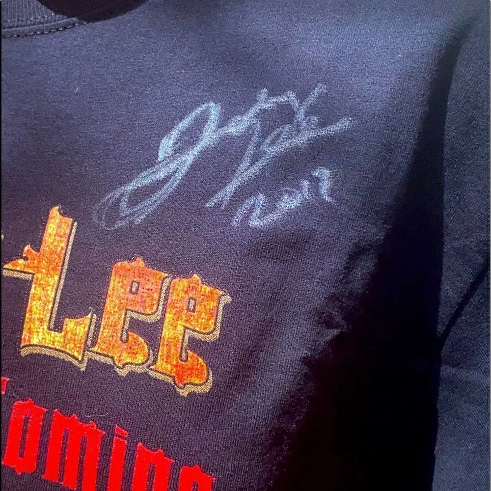 Autographed Johnny Lee tour tee from 2017 size adult medium